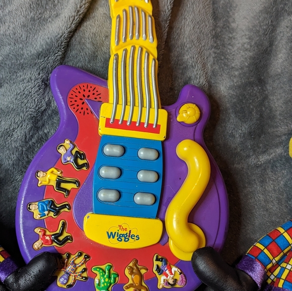 Wiggles bundle - Picture 7 of 10